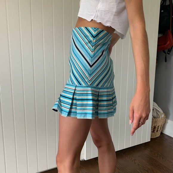 Tailored Mini Skirt - Picture 2 of 5